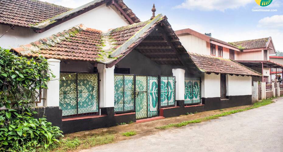 5-br Heritahe Home Near Madikeri Fort, Madikeri 1