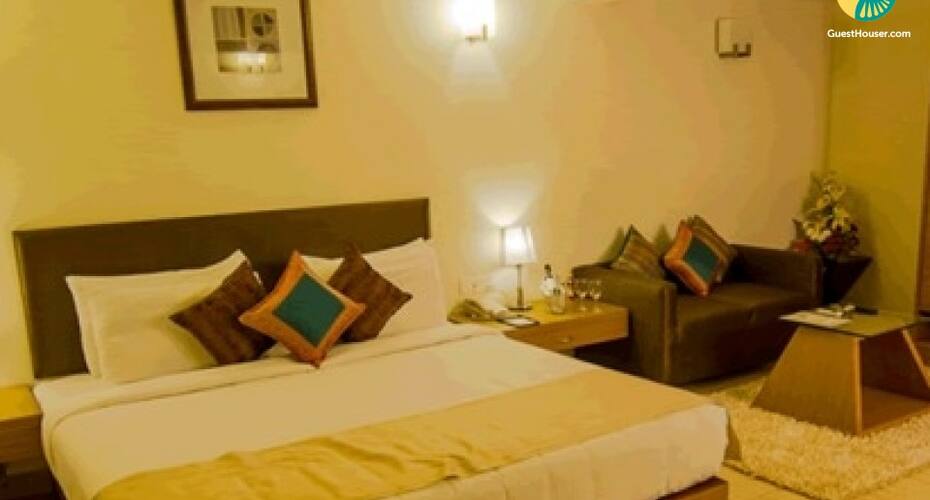 4-BR cottage for 12 guests, Goa 2