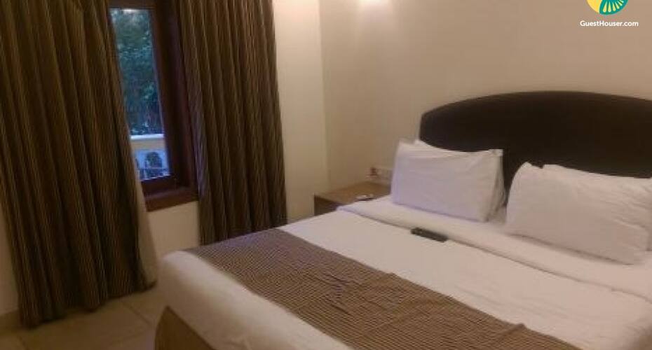 4-BR cottage for 12 guests, Goa 5