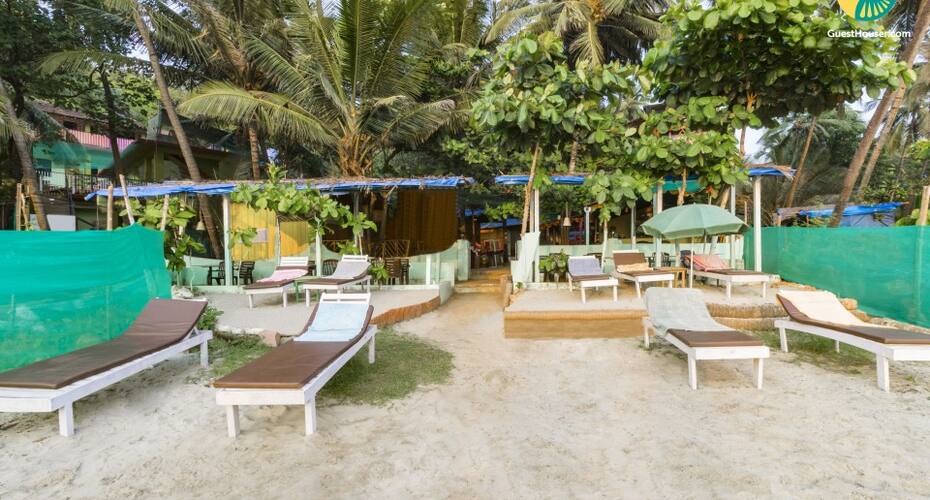 Rustic hut near Arambol beach, Goa 3