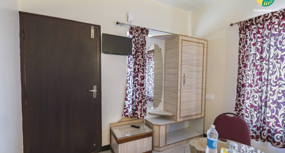 9-BR boutique stay near Rose Garden, Ooty 3
