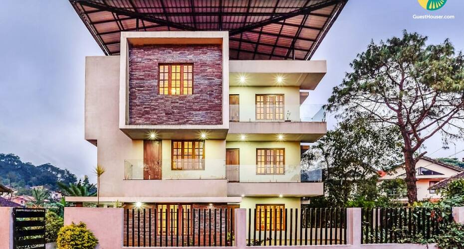 3-br Stay Near Madikeri Fort, Madikeri 1