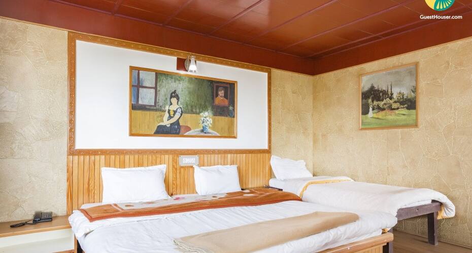 1-bedroom cottage, Nainital 3