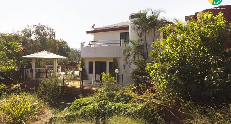 3- BR stay with a garden, Lonavala 4
