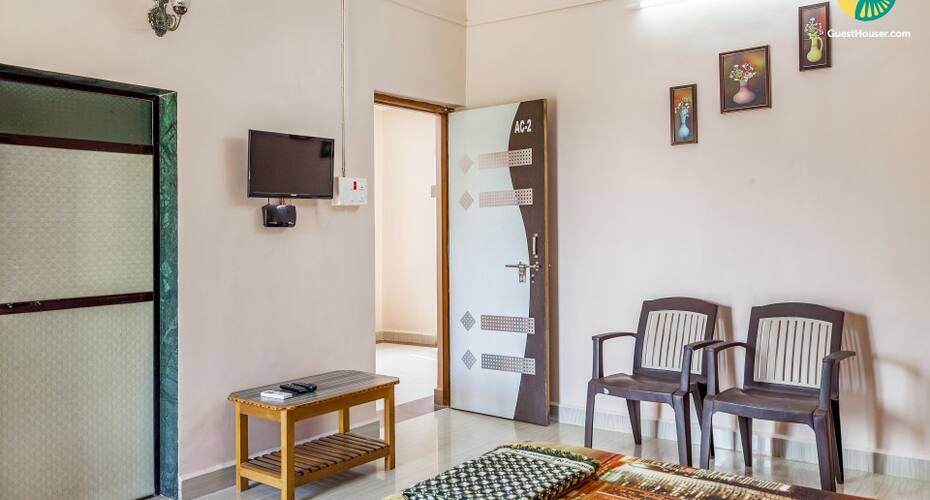 5-BR cottage near Nagaon beach, Alibaug 3