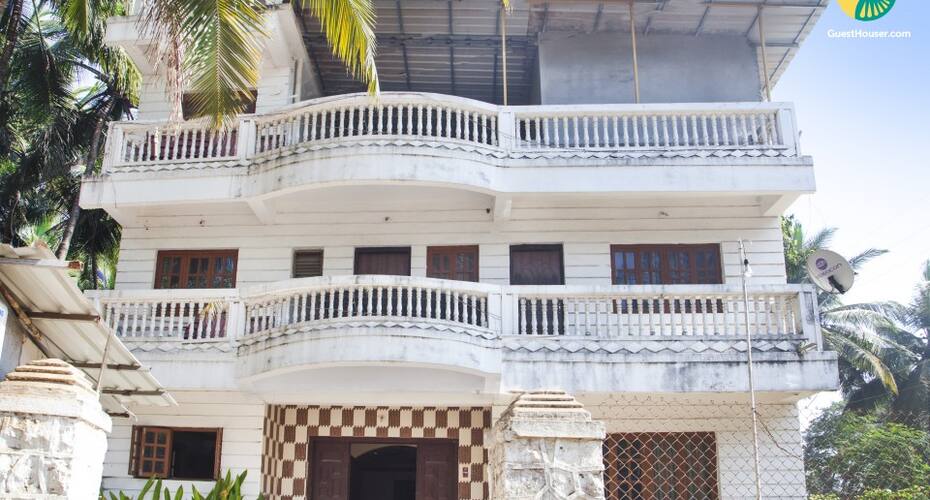 1-BR stay near Nagaon Beach, Alibaug 4