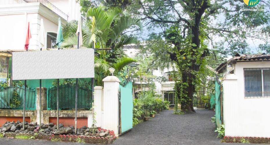 4-BR stay with a pool, Lonavala 3