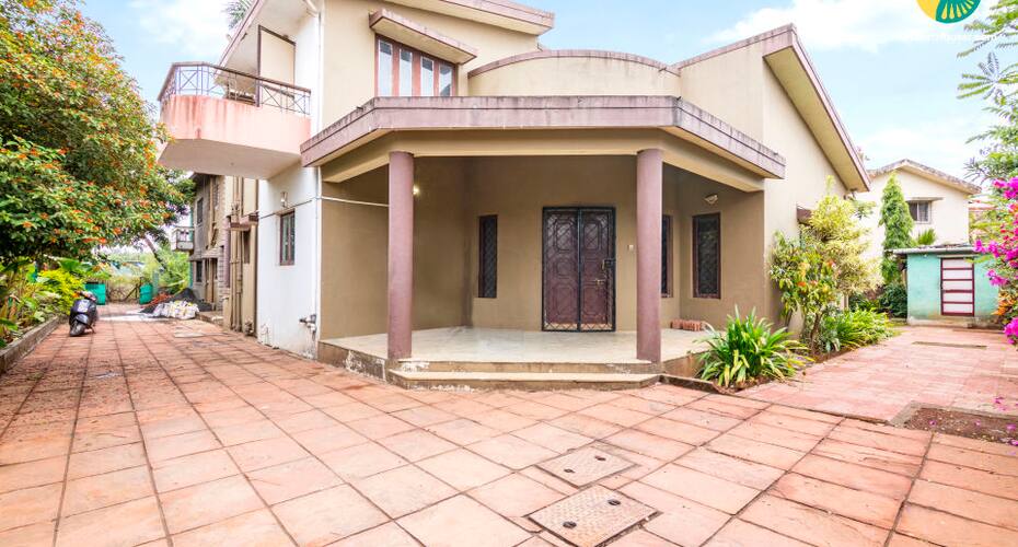 3-BR villa for 14, Lonavala 1