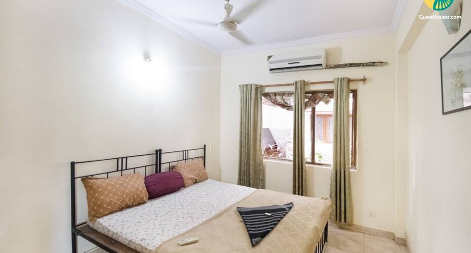 2-bedroom apartment with a pool, Goa 2