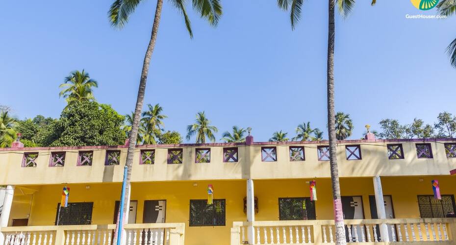 4-BR bungalow for a group holiday, Alibaug 1