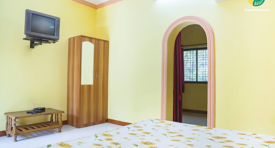 4-BR bungalow for a group holiday, Alibaug 4