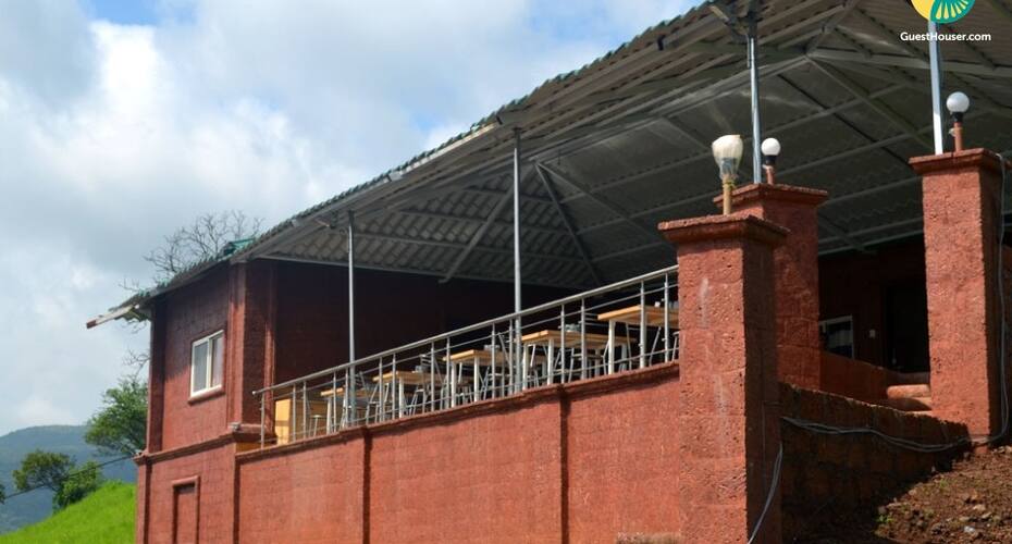 Cottage room for 3 with Wifi, Mahabaleshwar 2