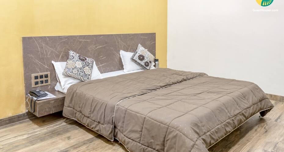 Boutique room for 3, Mahabaleshwar 3