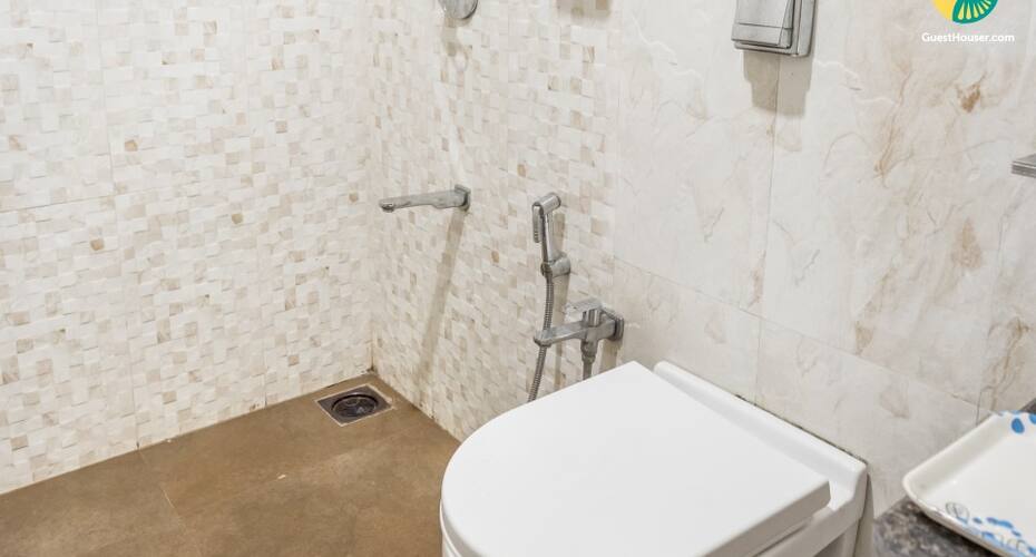 Boutique room for 3, Mahabaleshwar 4