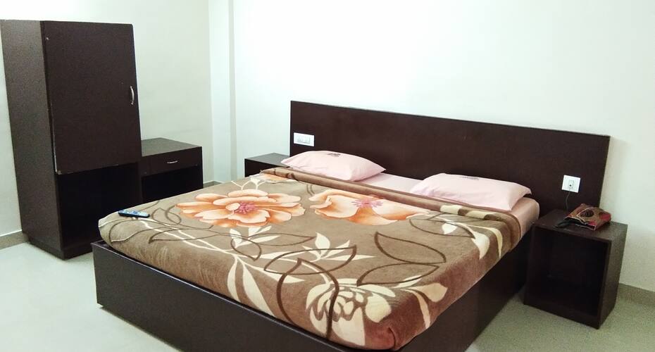 Eden Holidays Riverside Inn, Munnar 2