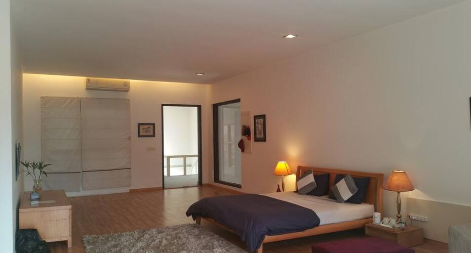 Aravali Golf Yoga Country House, Gurgaon 3