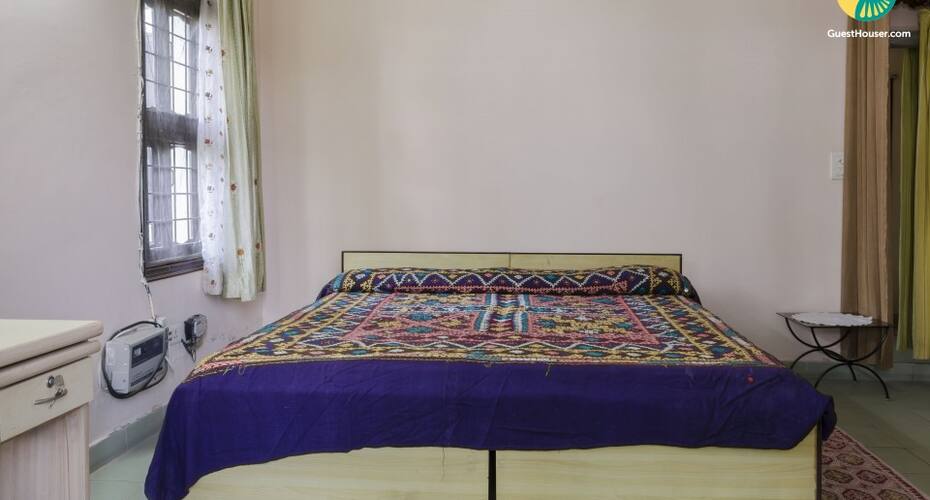 B&B in Gurgaon, Gurgaon 3