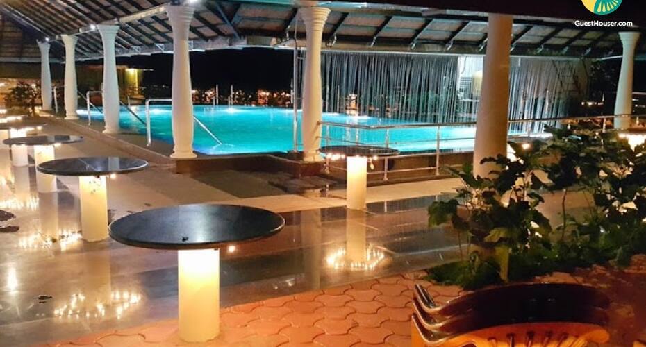 1-BR pool villa in Kadavanthi, Chikmaglur 2
