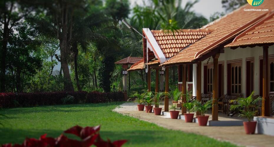 Homestay for 3 with Wifi, Chikmaglur 3