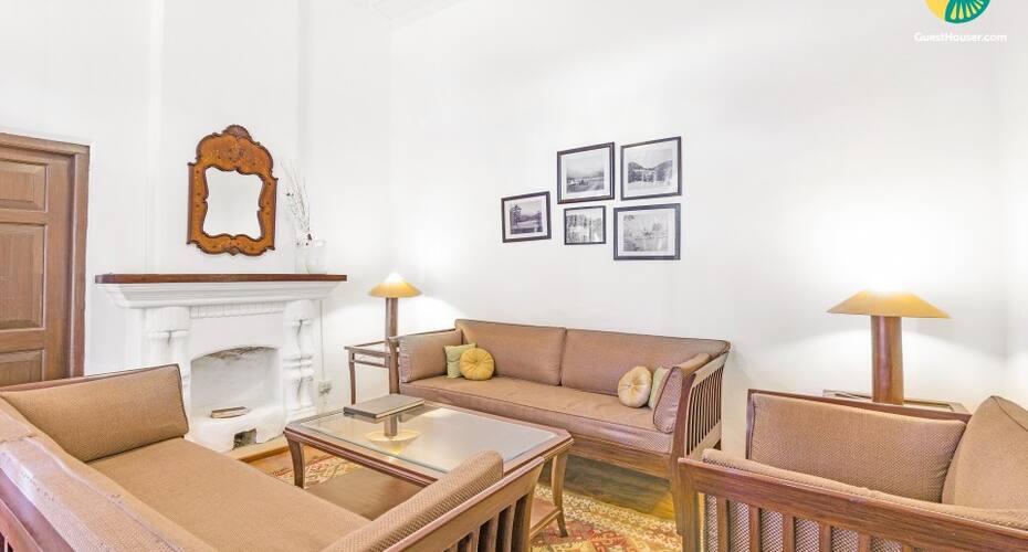 Room for 3 ina heritage stay, Dalhousie 3