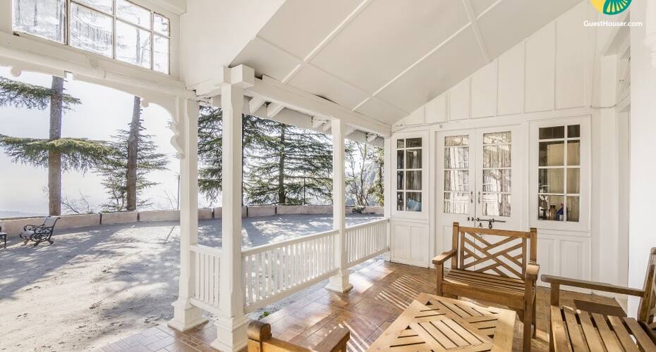 Room for 3 ina heritage stay, Dalhousie 4