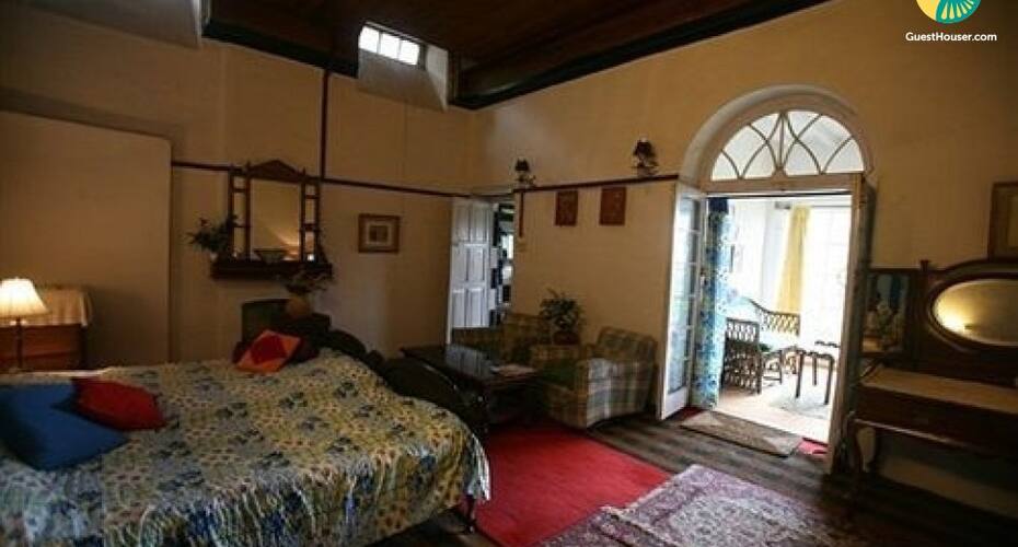 Family accommodation in a cottage, Mussoorie 2