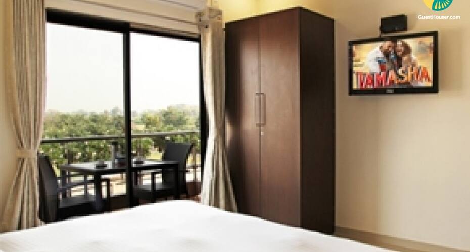 2-BR apartment for six, Shirdi 4