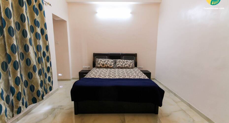4-BR bungalow for 15, Panchgani 2