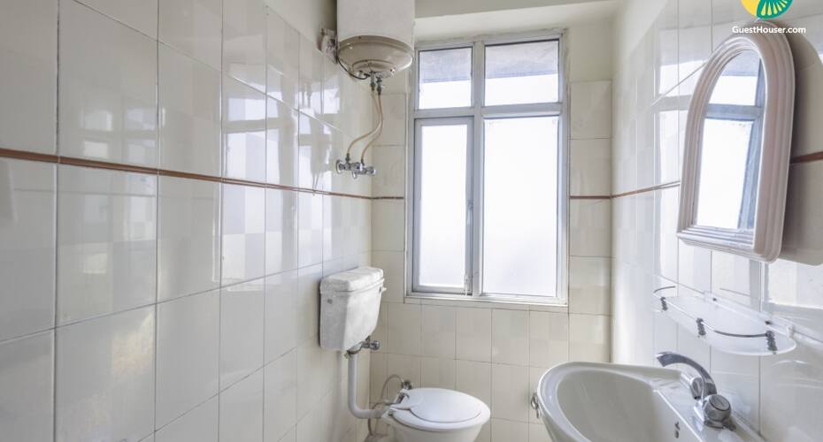 1-BR stay for backpackers, Shimla 3