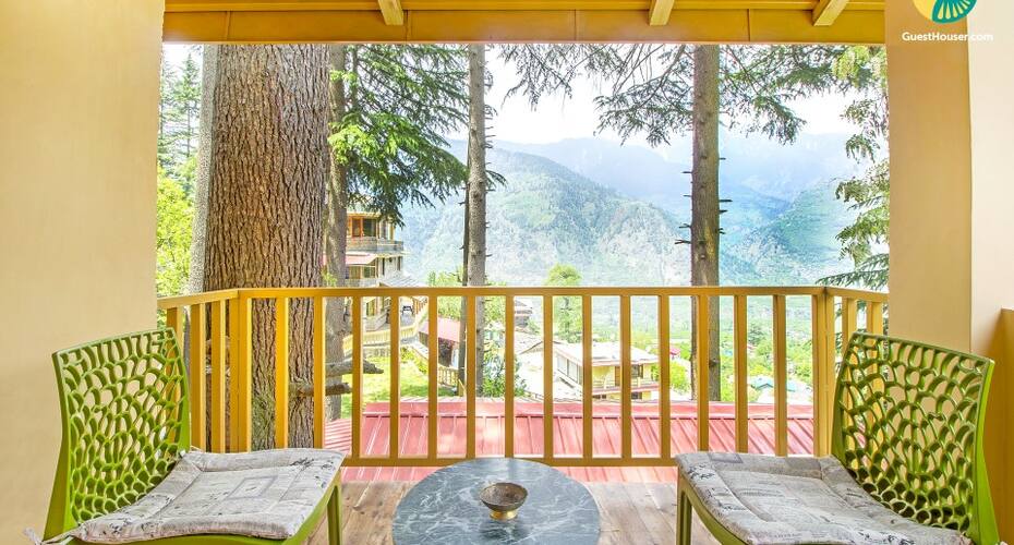 Cheerful stay snuggled in a breathtaking landscape, Manali 4