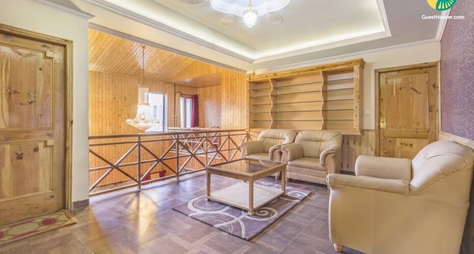 Tastefully done abode for those on a relaxing getaway, Manali 1