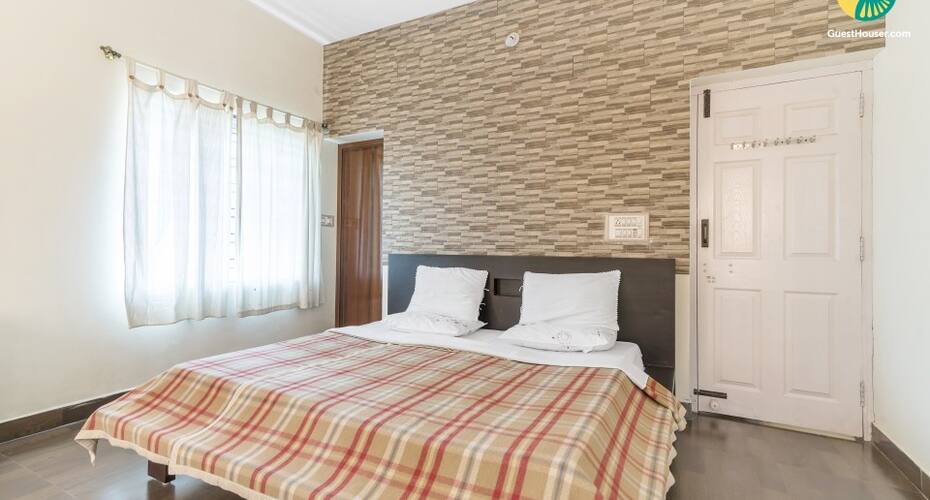Homestay Room For 2 Near Madikeri Fort, Madikeri 2