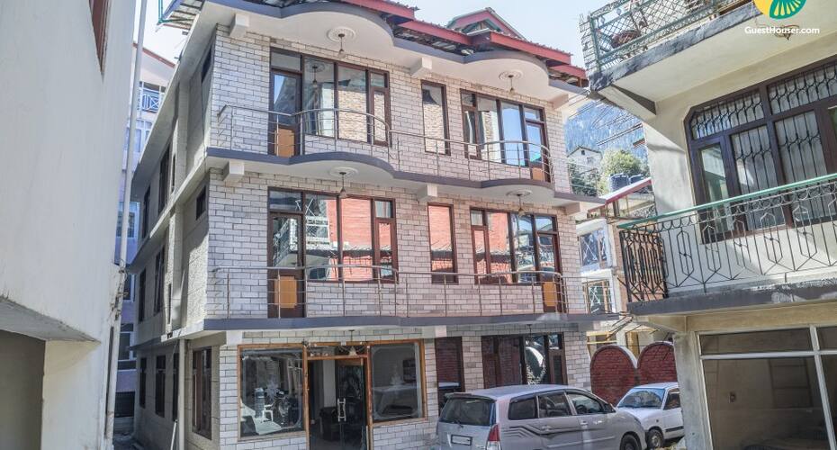 Restful abode for three, 1.8 km from Old Manali, Manali 1
