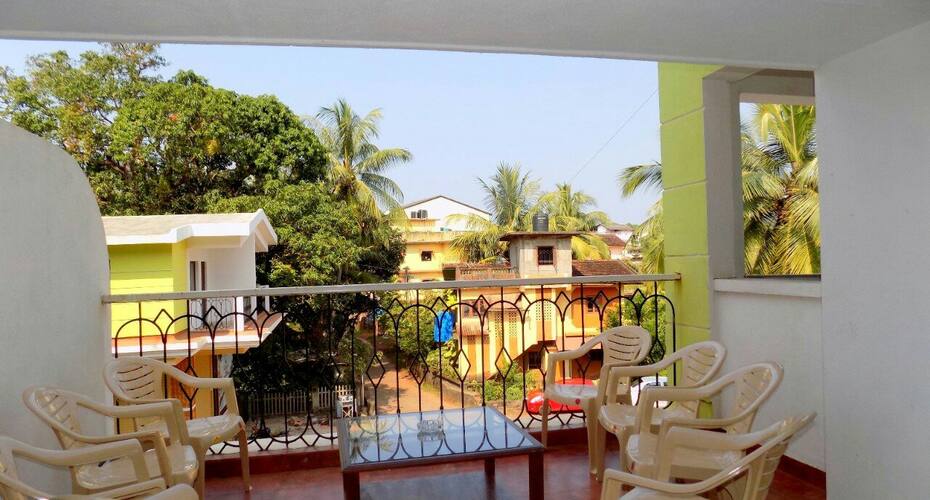 2bhk fully furnished apartment with kitchen and swimming pool in Candolim, Goa 5