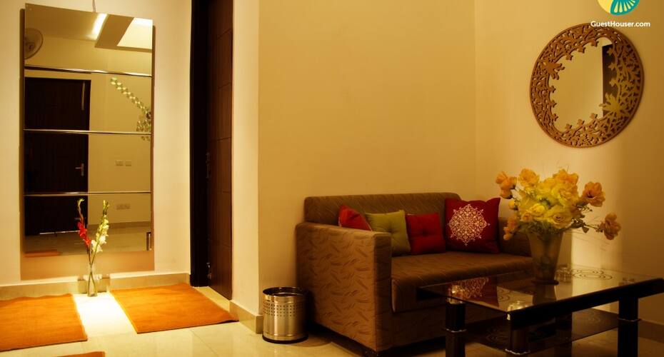 9-BR B&B for group stay, Gurgaon 3