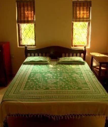 A beautiful and well finished bedroom stay, Goa 2
