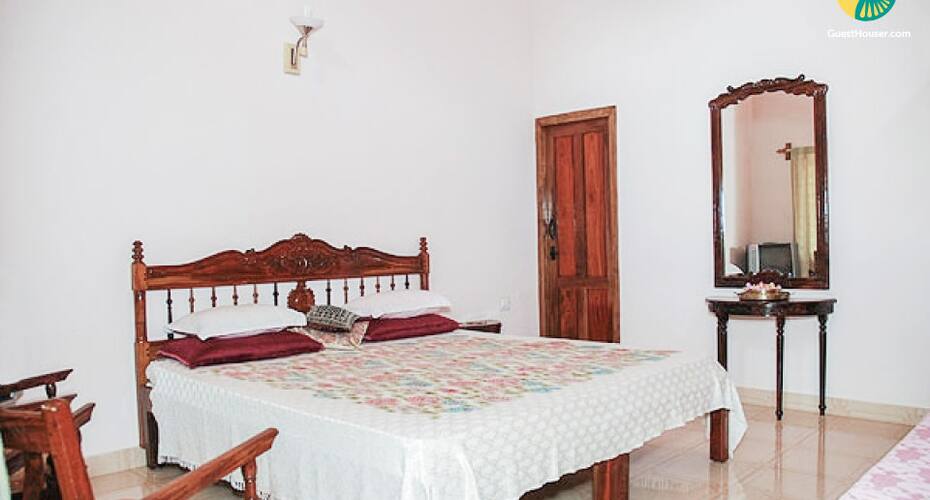 Tropical 3-br Abode, 3 Km From Burude Falls, Coorg 2