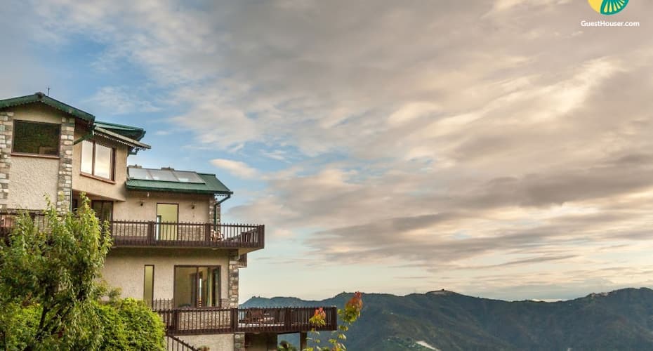 Couple cottage room with Wifi, Nainital 3