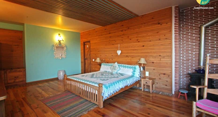 Couple cottage room with Wifi, Nainital 4
