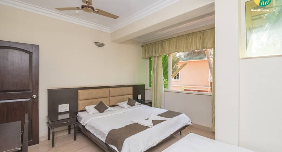 A pet-friendly stay for friends, 1.6 km from Calangute Beach, Goa 1