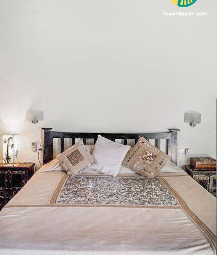 A lavish Portuguese Villa, 33 m from Calangute Beach, Goa 3
