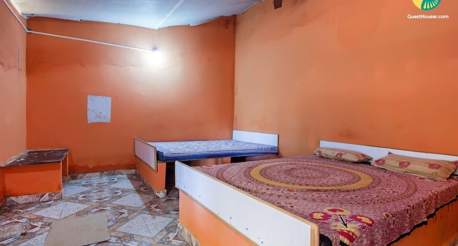 Pet-friendly vibrant stay, close to Anjuna beach, Goa 3