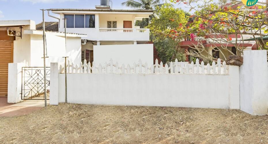 Well-appointed stay, 850 m from Vagator Beach, Goa 1