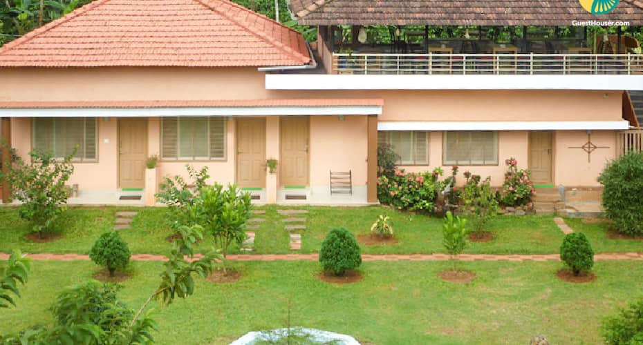 Pet-friendly Cottage With A Well-furnished Room, Coorg 2