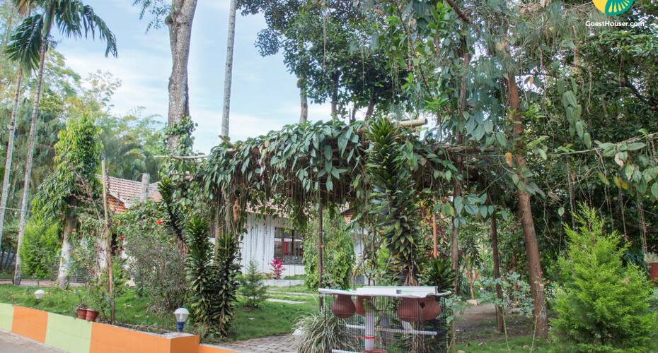 A Homely Villa With A Swimming Pool, Coorg 3