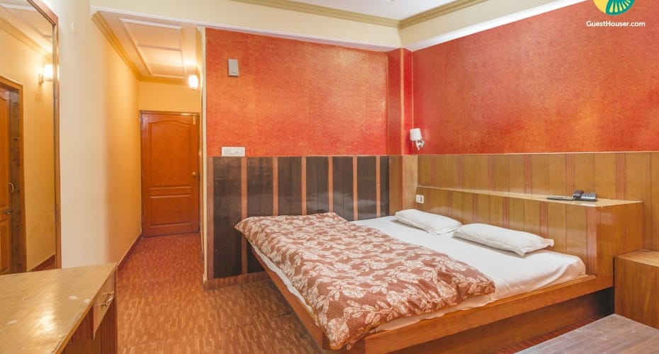 Tastefully done room for three, close to Christ Church, Shimla 1