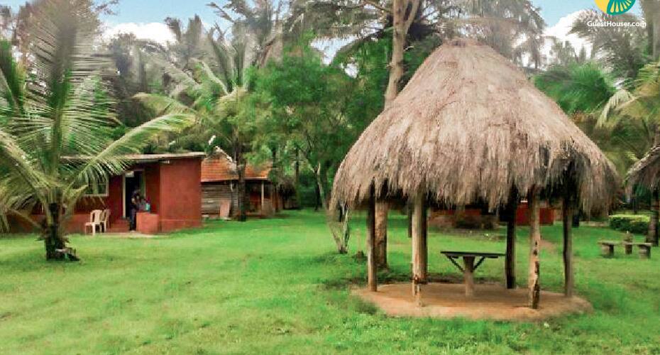 Log Cabin-style Dorm Accommodation, Close To Anjaneya Temple, Coorg 2