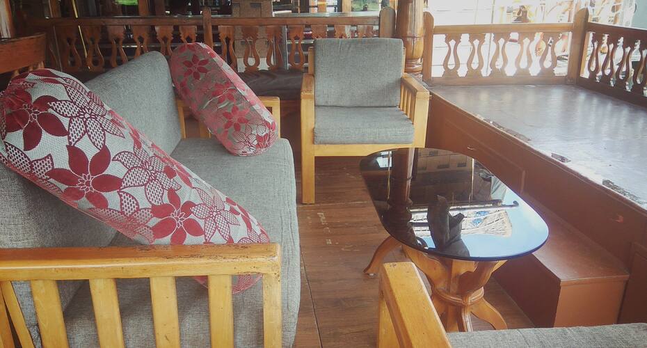 Grandma Houseboat 2, Alleppey 4