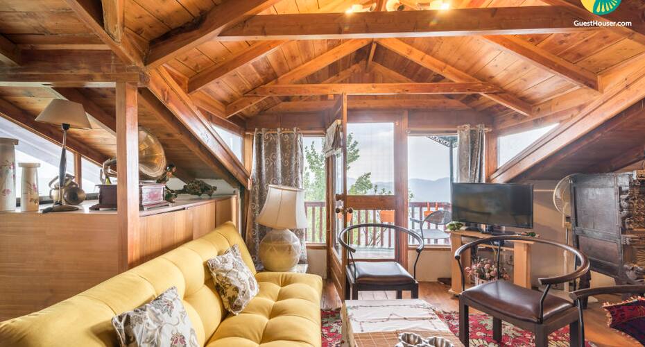 Tastefully done cottage room for a romantic vacation, Shimla 4