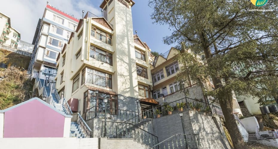 Well-furnished stay at Mall Road, Shimla 2